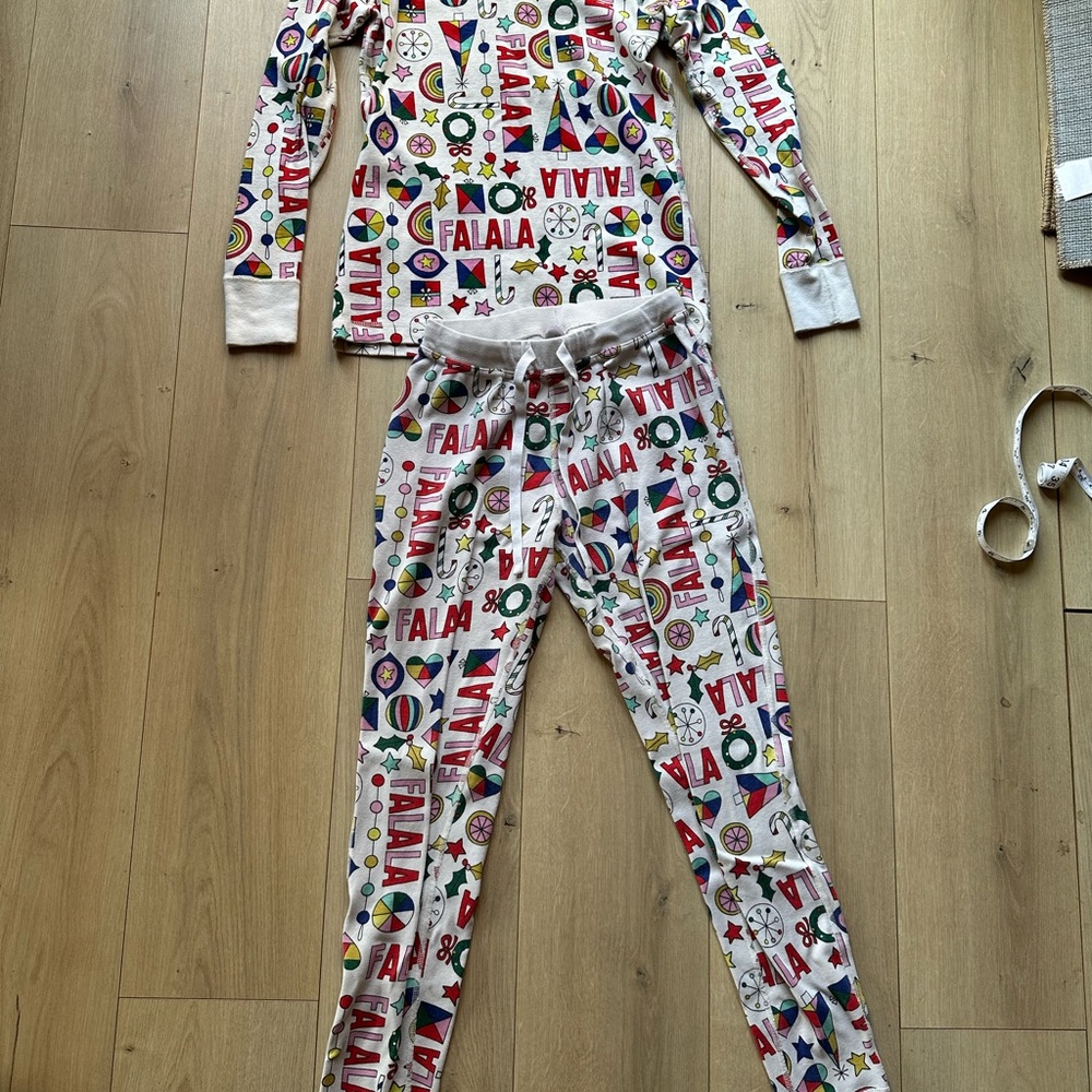 Hanna Andersson Falalala women’s Pajamas Set